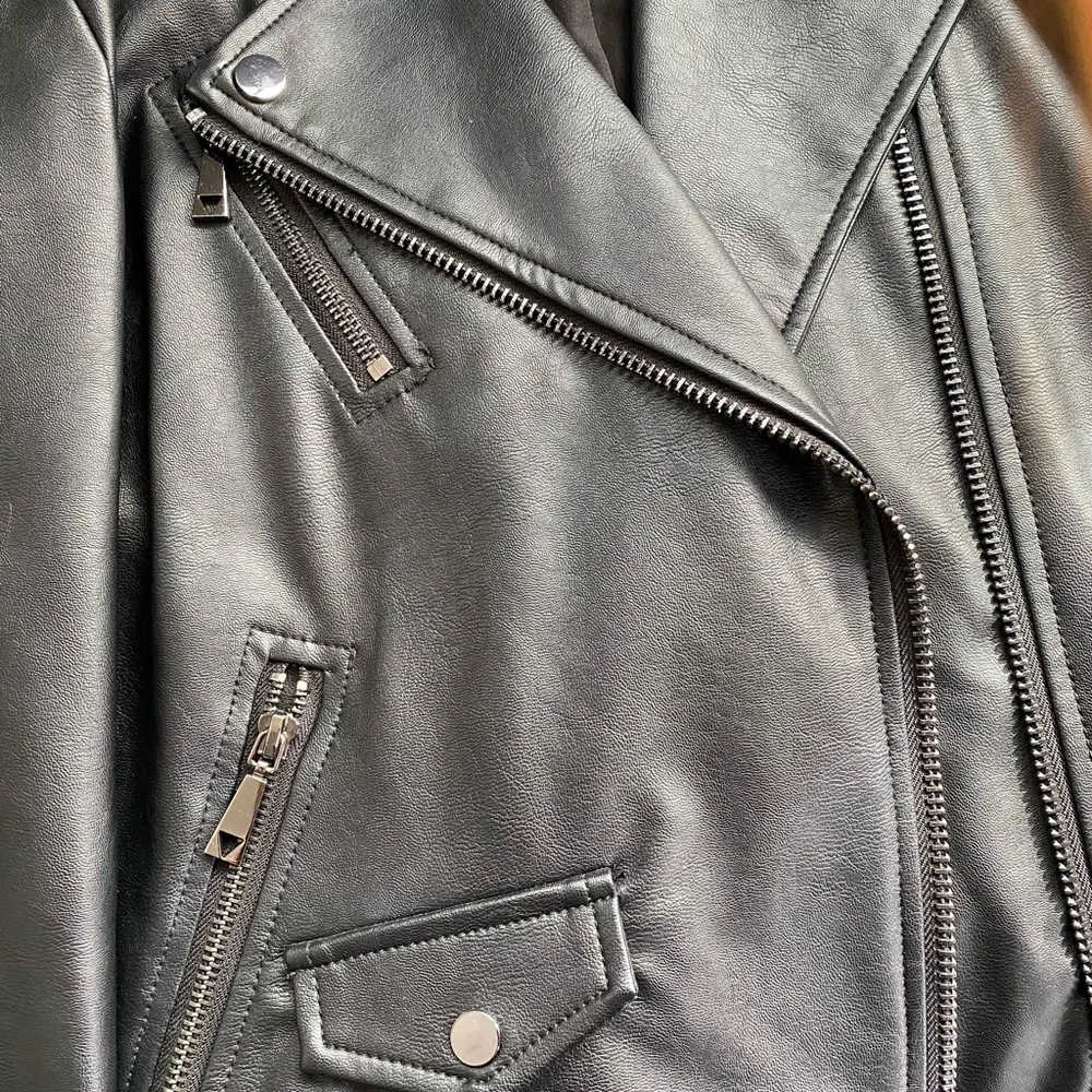 Guess Faux Leather Jacket size S - Picture 4 of 7